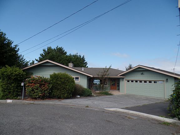 2nd image of 2103 Whittier Court
