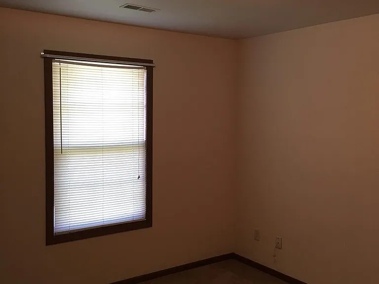 434 Sabre Cir — Photo 6
