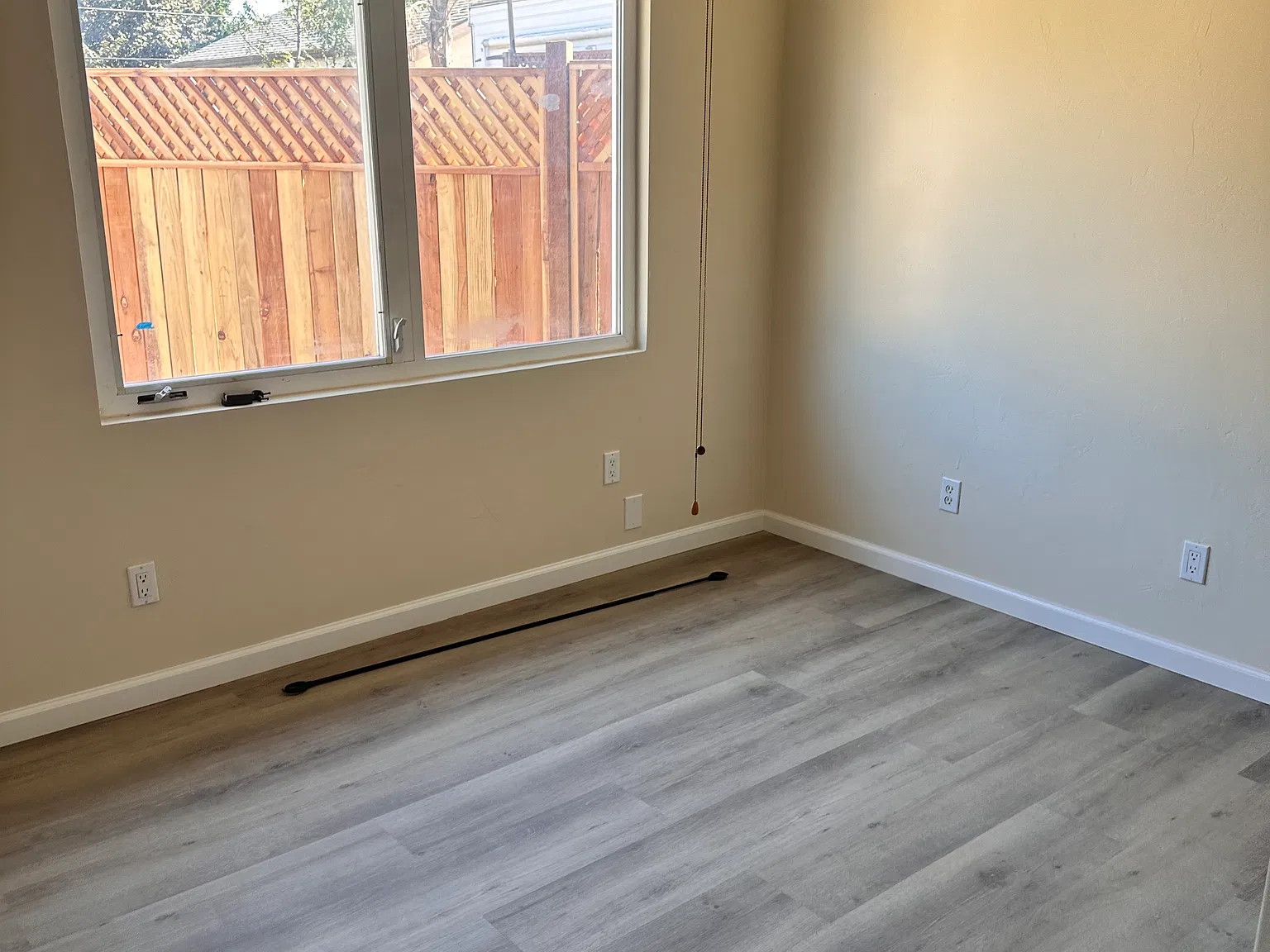 3 bed, 1118 sqft, $4,400 — Photo 4