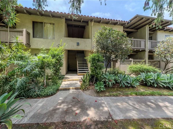 1345 Cabrillo Park Dr APT B12, Santa Ana, CA 92701