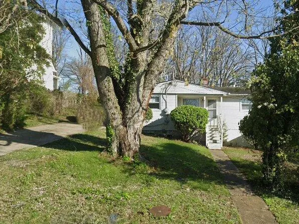 5711 Magnolia Ln, Falls Church, VA 22041