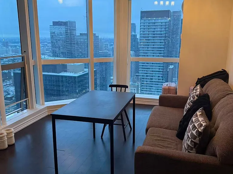 386 Yonge St #4616 — Photo 25