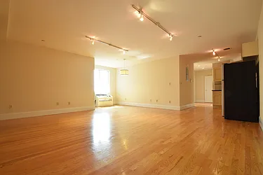 Rented by Urban Realty NYC
