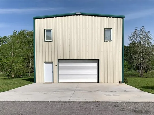 228 Pelas Hyman Ln, Buras, LA 70041