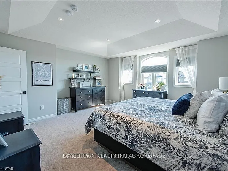 940 Reeves Ave — Photo 21