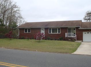 405 Lake Barnegat Dr S, Forked River, NJ 08731