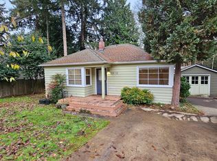8815 Ravenna Ave NE, Seattle, WA 98115