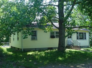 65C Nathans Ln, Madison, CT 06443