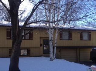 6713 35th Ave N, Crystal, MN 55427