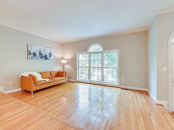 3rd image of 10561 James Wren Way
