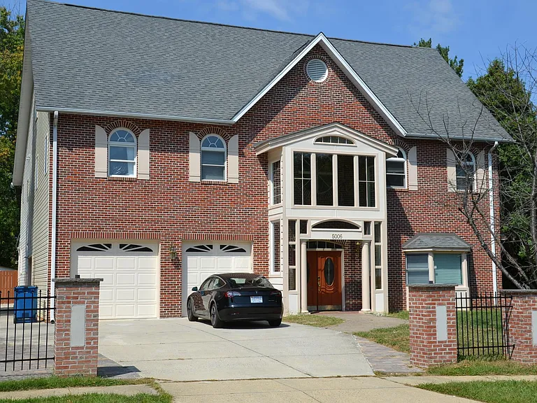 Front View Close