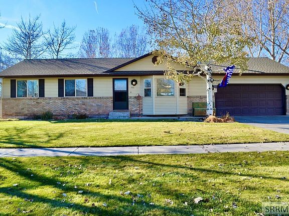 5th image of 566 S Wheatfield Ln