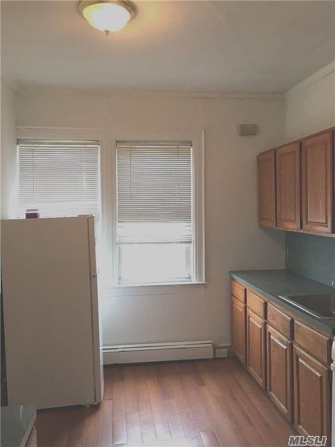 2nd image of 73 E Market St