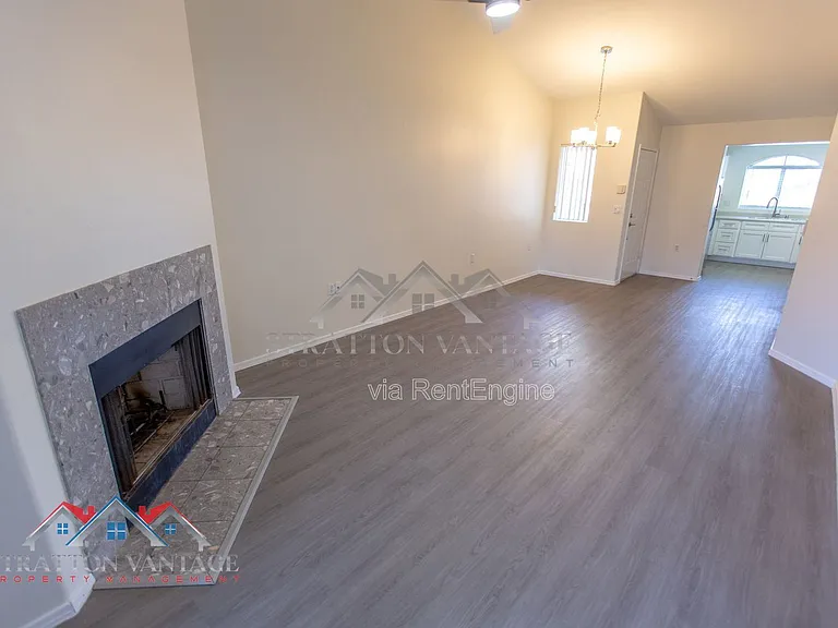 10401 N 52nd St #226 — Photo 9