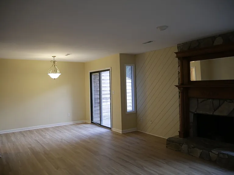 5352 Larch Ct — Photo 3