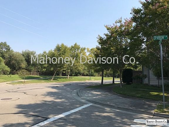 2nd image of 404 Sparrow Ln