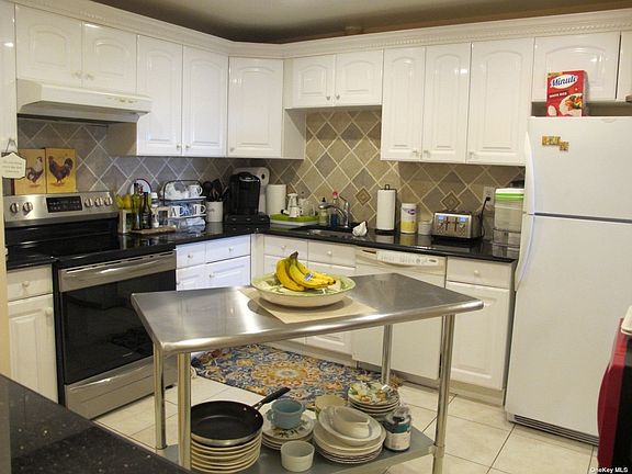 5th image of 16-55 Bell Blvd #2