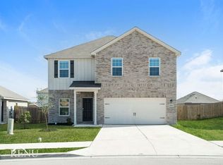 17037 Dusty Boots Ln, Elgin, TX 78621