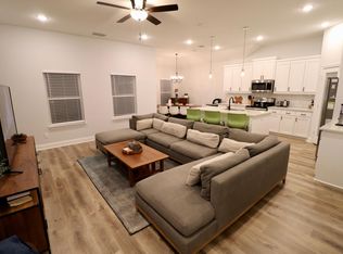 2009 Toronto St, Dallas, TX 75212