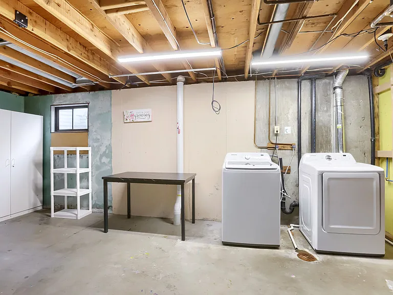 Washer and Dryer INCLUDED WITH this rental! lower floor