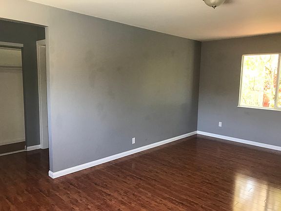 4th image of 5300 Van Fleet Ave APT 7