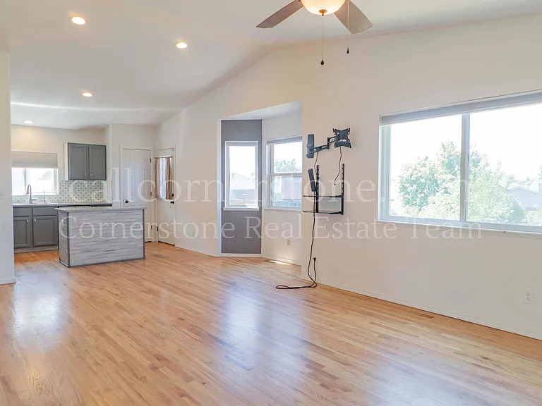 743 Descendant Dr — Photo 18