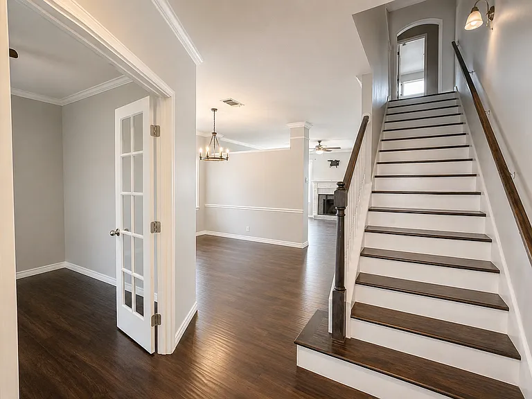 3202 Preston Hall Dr — Photo 2