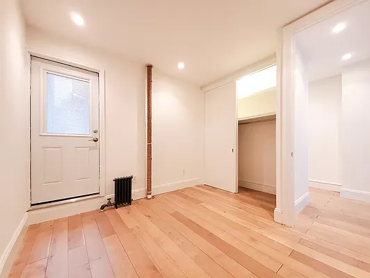 Rented by Brighton Management | media 15