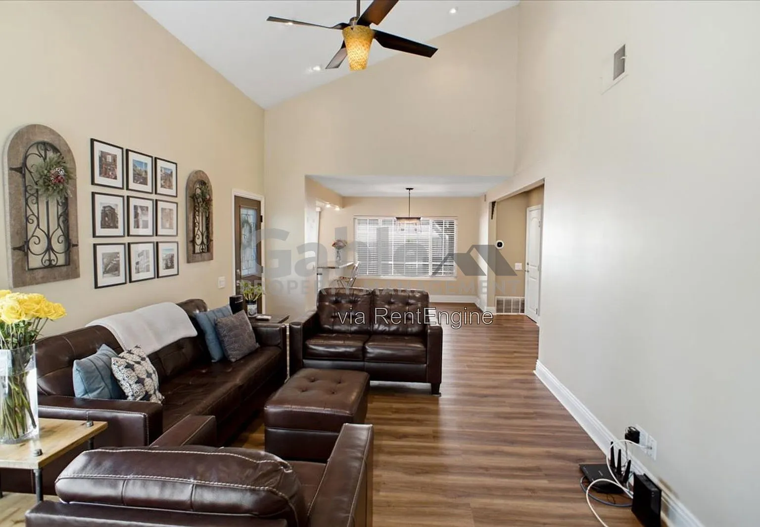 2 bed, 2.0 bath, 1054 sqft, $2,995 — Photo 4