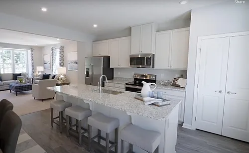 1112 Romeria Dr Photo 1