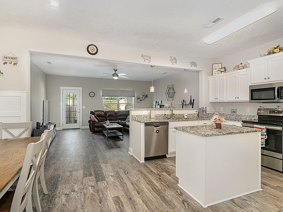 4th image of 2412 Lightbend Dr