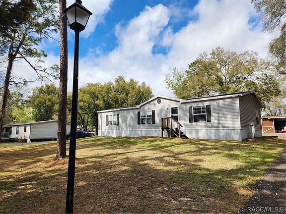 4th image of 2727 E Center St