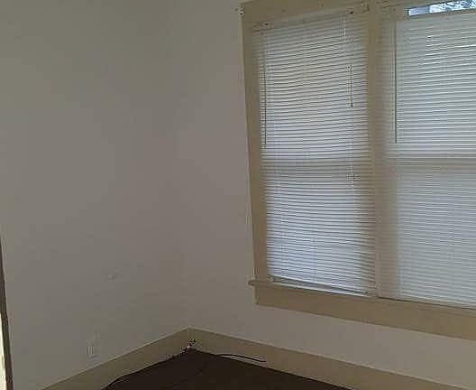5th image of 110 N Olive St