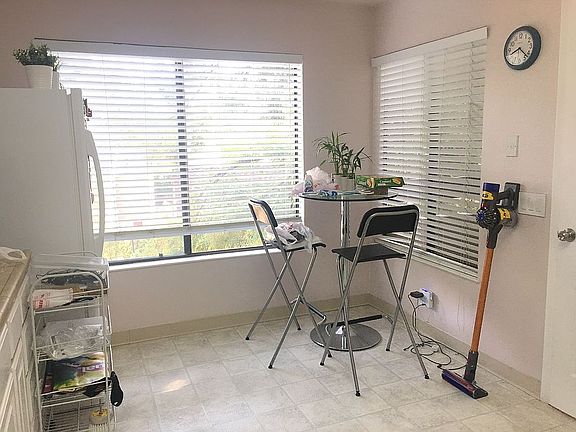 4th image of 425 N El Camino Real Unit 302