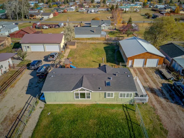 216 Howe St, Anaconda, MT 59711