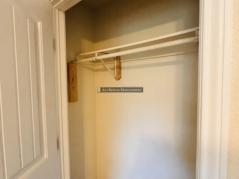 455 Holly St — Photo 8