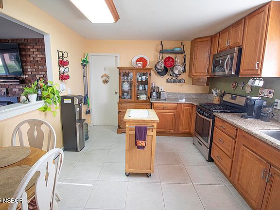 5th image of 1281 Via Del Carmel