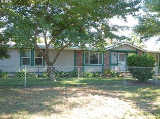 400 Kennedy St, Echo, OR 97826