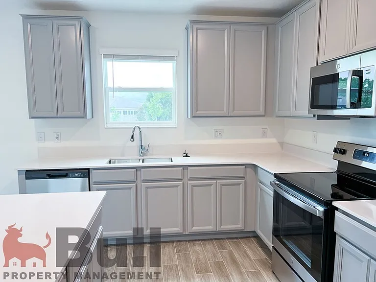 5030 Four Strand Ct — Photo 9