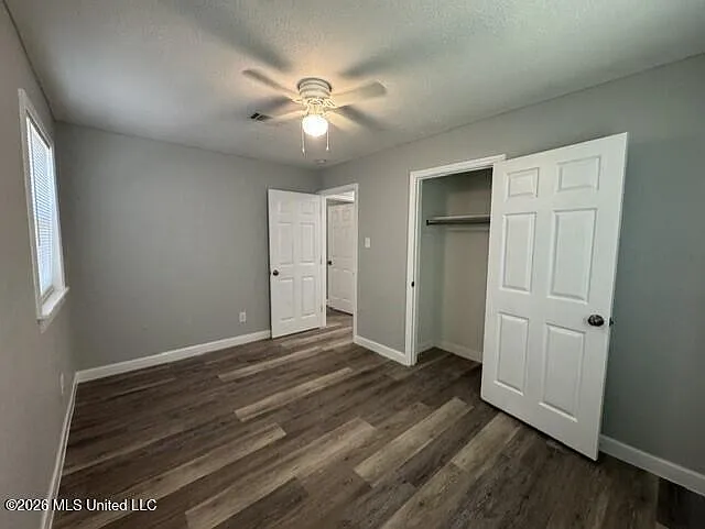 4 bed, 1.0 bath, 1363 sqft, $1,400 — Photo 2