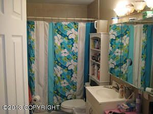 5th image of 17134 Meadow Creek Dr