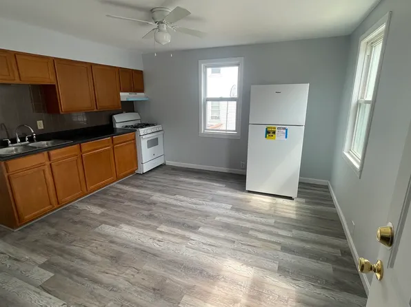 311 Union St #1N, Fall River, MA 02721