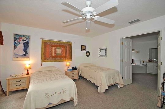 3rd image of 246 Grand Vista Trl