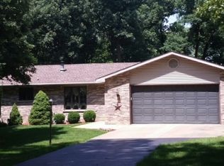 3764 S Wayne Ave, Saint Anne, IL 60964