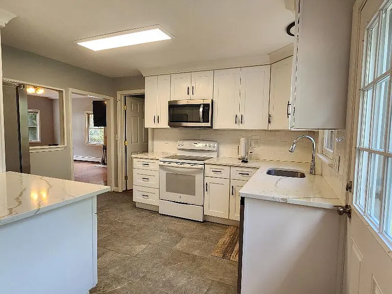 306 Nariticong Ave — Photo 10