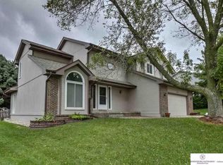 15522 Burt St, Omaha, NE 68154