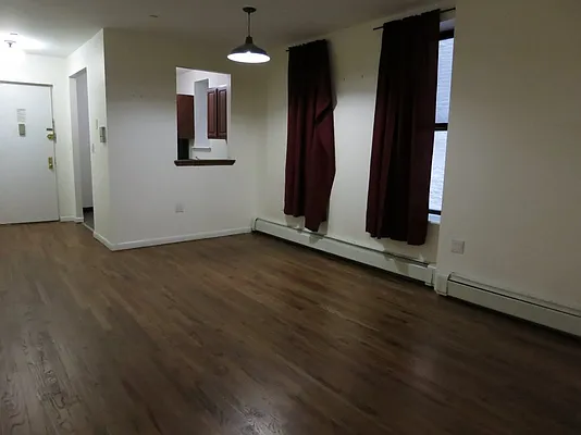 Rented by Bohemia Realty Group | media 20