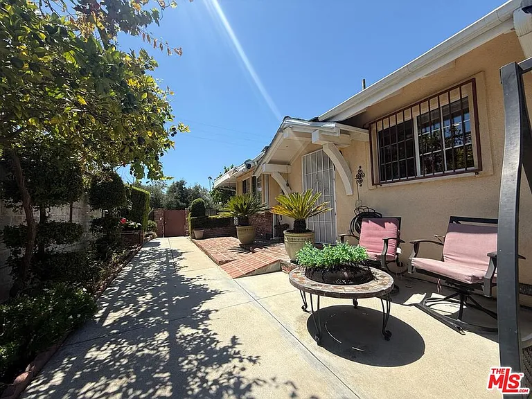 6024 Coldwater Canyon Ave — Photo 16