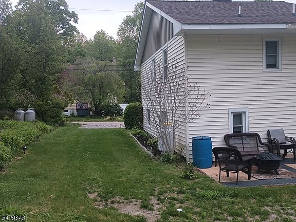 3rd image of 13 Ardena Rd