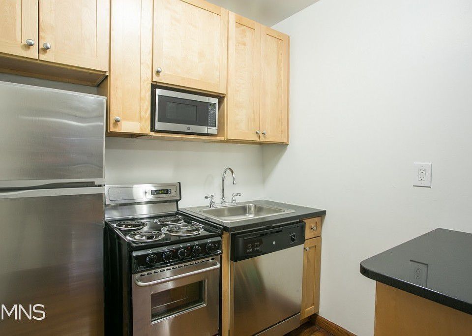 1st image of 434 W 19th St APT 5C